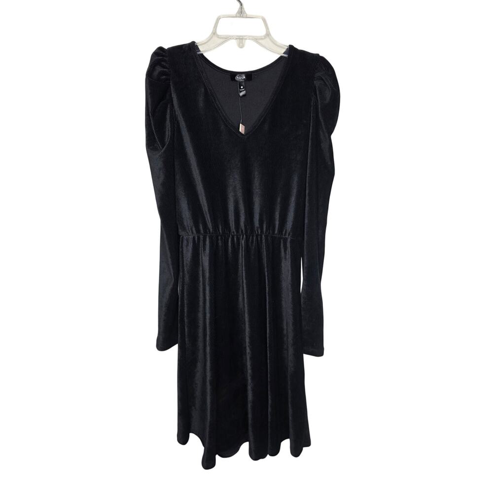 NWT Aqua black long sleeve v-neck ribbed dress with cinched waist - small